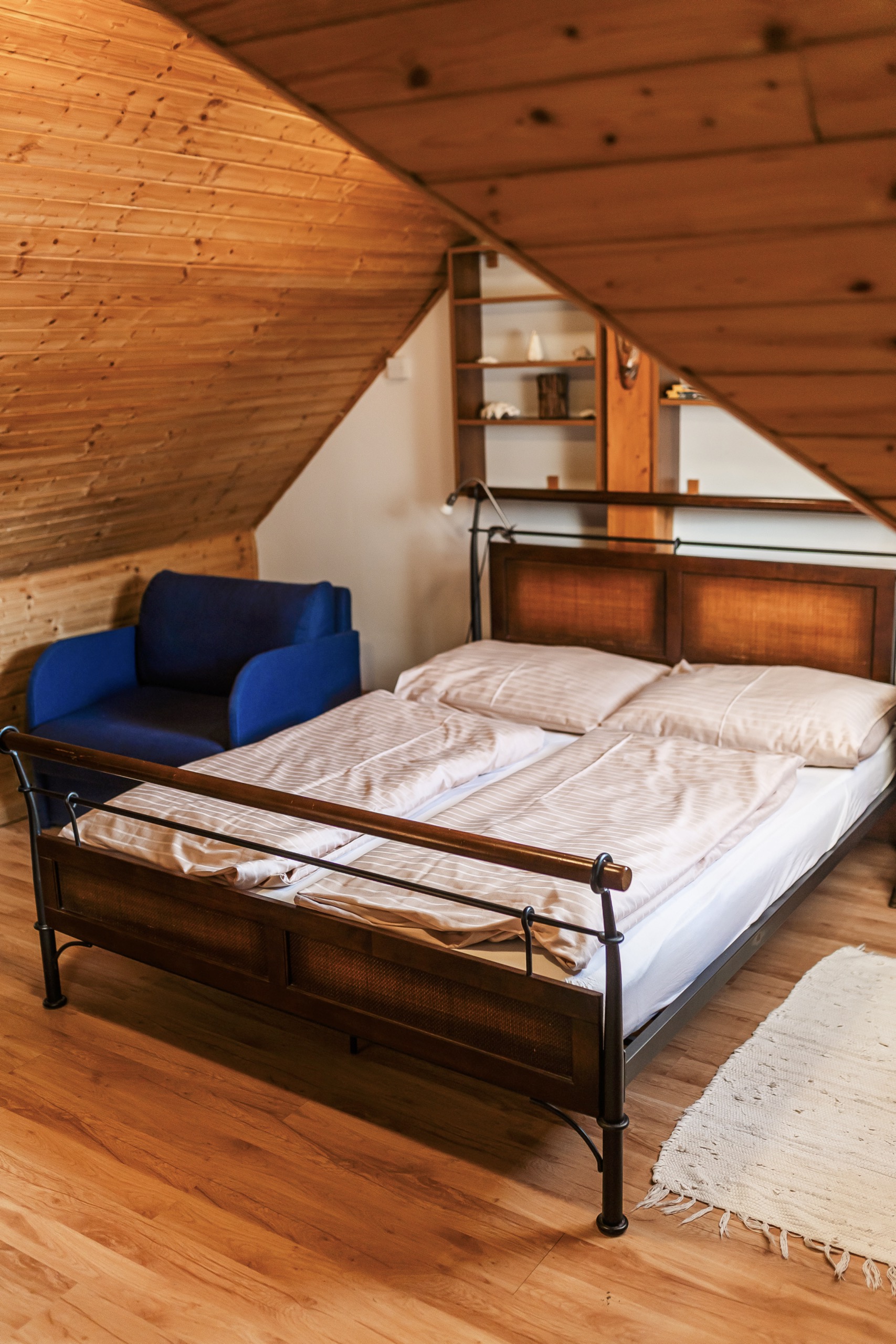 bojnice-penzion-namestie-hajasova-apartman-43_small