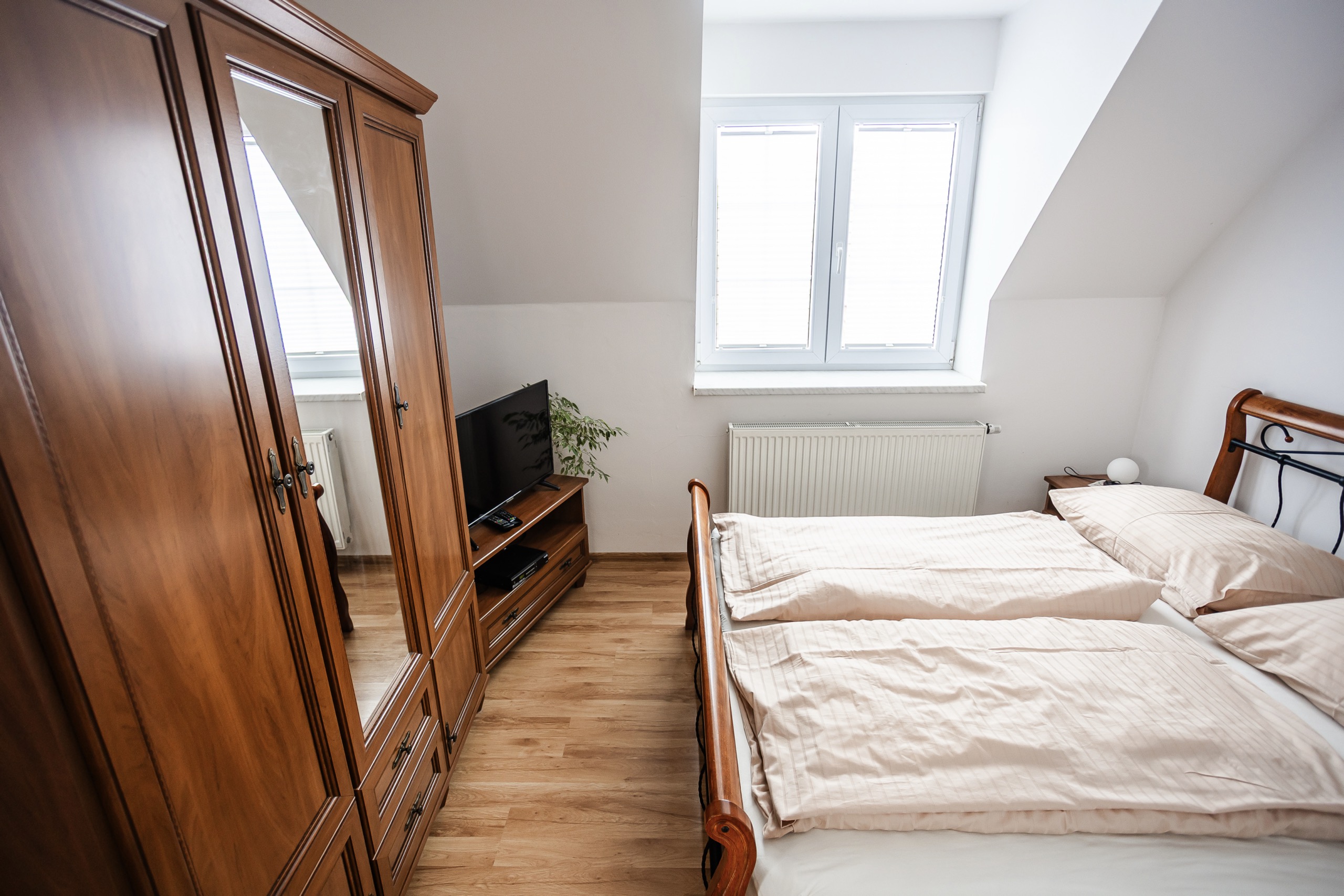 bojnice-penzion-namestie-hajasova-izba-c2-3_small